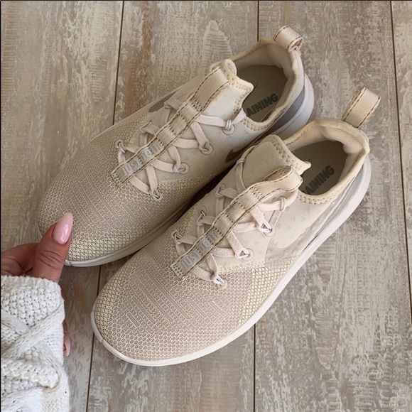 NWT Nike Free Trainers - Picture 6 of 8